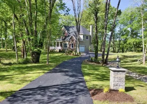 Riverfront home on the Hudson, minutes to Saratoga - Image 4