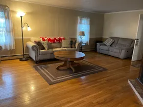 Farmhouse in Finger Lakes Region - Image 3