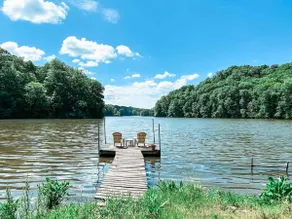 Lake Front Cabin Peaceful hot tub and Fire pit - Image 5