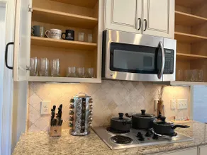 Modern Ranch home - Image 5