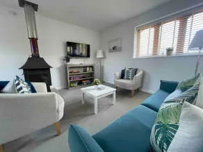 Owls Nest - A Bright and spacious 3 bed apartment - Image 5