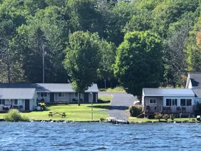 Portage Lake Cabins - Cabin 5 - Image 4