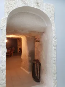 Charming semi-troglodyte cottage in a great location. - Image 2