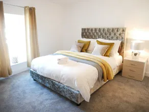 The Courtyard, 4 - Bed, Sleeps 6, Pets Welcome - Image 2
