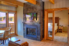 Spacious Rockies Getaway | Hot Pools access! - Image 4