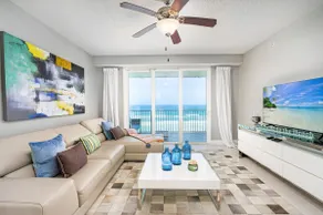 Oceanfront-Pool-EV Charging-Aruba #503 - Image 4