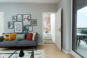 Waterfront Residence Free Private Parking - Image 3