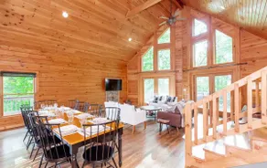 Bourbon Trail Cabin -- Central to the Distilleries - Image 2