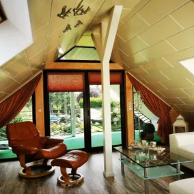 Time out with a garden view Top floor apartment with loggia - Image 3