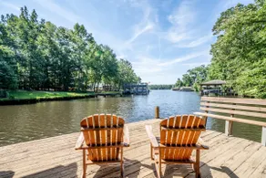 Discover Serenity at Orion’s Lakeside Retreat - Image 4