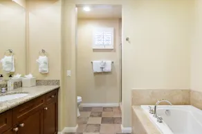Serene Studio in the Resort-Style Legacy Villas Complex - Image 5