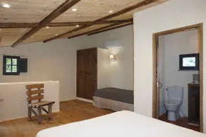 Charming traditional Corsican house - Image 4