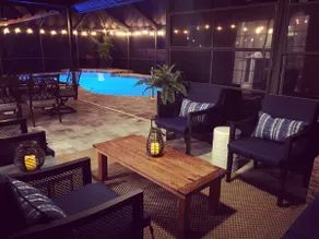Jahresendrabatt! Modernes und entspannendes Zuhause mit beheiztem Pool und Spa! - Image 5