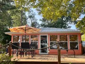 Lake Front Cottage, Private Boat Ramp & Dock, Kayaks, Arcade Games, Ping Pong - Image 4