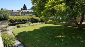 Renovated 90 m² apartment with Meuse view - Image 2