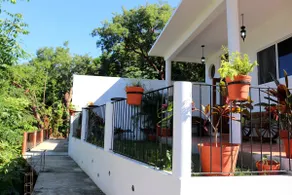 GREEN VIEW HOUSE WITH POOL!! - Image 3