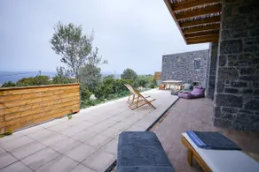 Cosy Sea View Bungalow 2 - Image 3