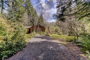 HGTV Featured Pyramid Place | Cabin in the Woods - Image 2