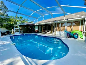 Stylish & Relaxing Retreat with Pool and Extras! - Image 4