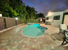 Near beach pool and spa 4 bedrooms - Image 4