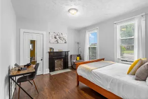 Stylish|King Bed|Game Room|2BDRM|1 Mile to DTWN| - Image 3
