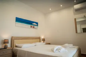 Apartment for 4 people with sea view and 2 rooms - Image 2