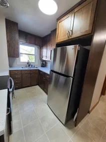 The Alta Pine- Cozy 2-bedroom duplex that sleeps 6 - Image 2
