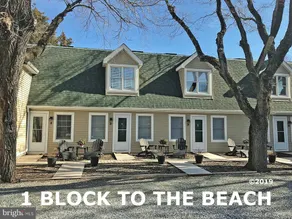 TOWNSAND 1 block to ocean 1 block to dine/imbibe - Image 4