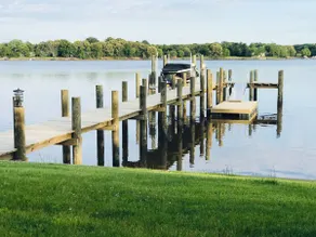 River front cottage with private dock & water fun - Image 2