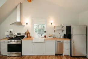 Cape Cod Guest Suite w/Sauna & Cold Plunge - Image 4