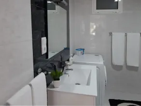 Lemon Tree House - Image 5