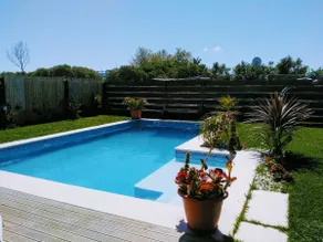 Surfing cabin with pool · Taymahouse· - Image 3