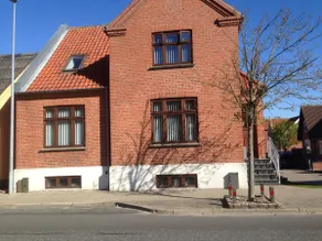 In a cozy townhouse with a private entrance to the rooms - Image 2