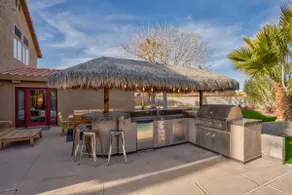 EPIC 5 bed huge yard Resort Pool 9 min Vegas Strp! - Image 4