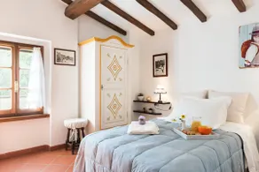 Charming converted Hayloft overlooking the Chianti Hills - Image 5