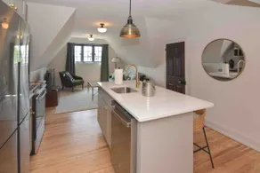 Elegant 1 BR in Riverfront Mansion - Baker Suite - Image 3