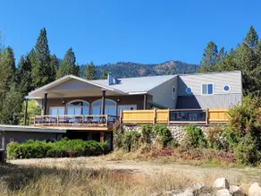 Snow Springs Pool House w/ PRIVATE heated, hotsprings pool! 5 bedrooms,Sleeps 15 - Image 5