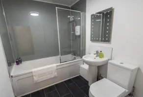 ☆Modern Flat, Close to University and City Centre☆ - Image 3
