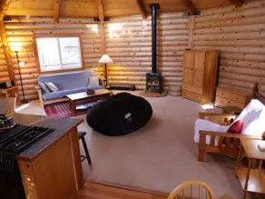 Unique Octagon Log Cabin - Image 4
