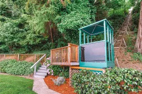 Private Retreat on the Puget Sound - Image 5