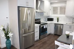 Spacious 3 Bedroom walkout Basement Apartment - Image 5
