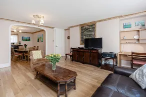 Prime London Apartment, Oxford Circus - Image 5