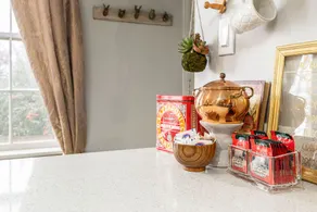 Romantic studio apt in SLC * near UofU & hospital - Image 3