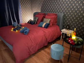 Magical Night – Love Room with Private Jacuzzi in Nantes - Image 5