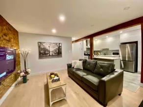 Cute and Warm 2-Bedroom Suite with Parking - Image 3