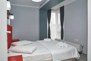 City Center 2-bedroom apartment with balcony - Image 5