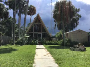 Salt Springs Soulful A-frame Retreat - Image 5