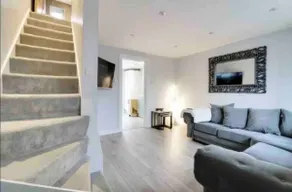 Recently renovated,modern house. train station - Image 4