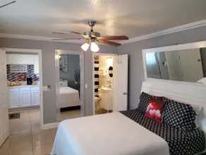lovely room apartment. It's not shared. - Image 3