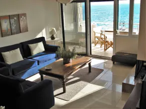 Waterfront Cliff Beach House - 180° Sea Views - Image 4